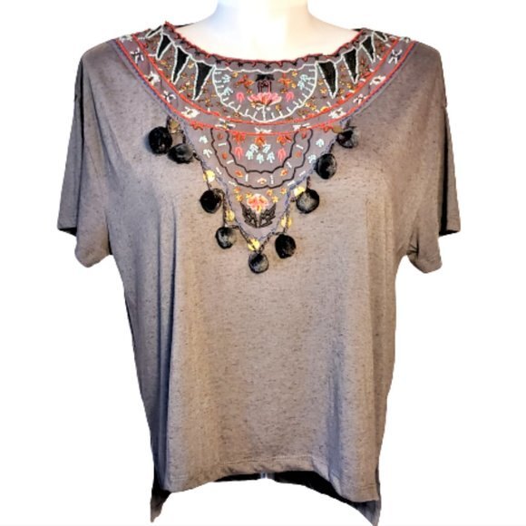 Urban Outfitters Ecote Top Beaded Embroidered T-shirt Size Medium - Picture 1 of 9